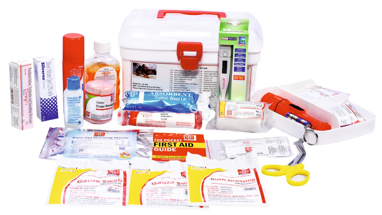 St Johns First Aid Safe Home Kit — image 2